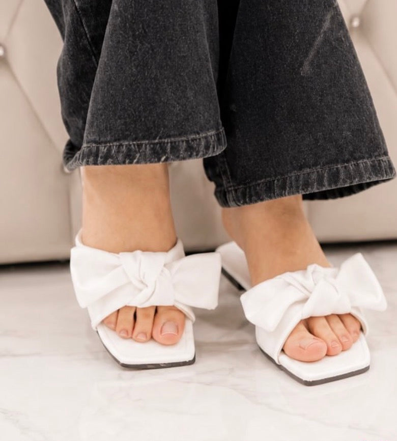 Bow Sandals